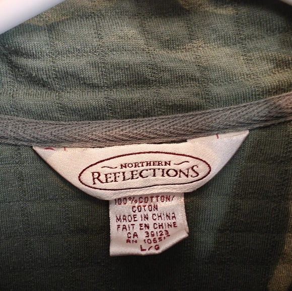 NORTHERN REFLECTIONS Sweater Vest Green - Picture 2 of 4